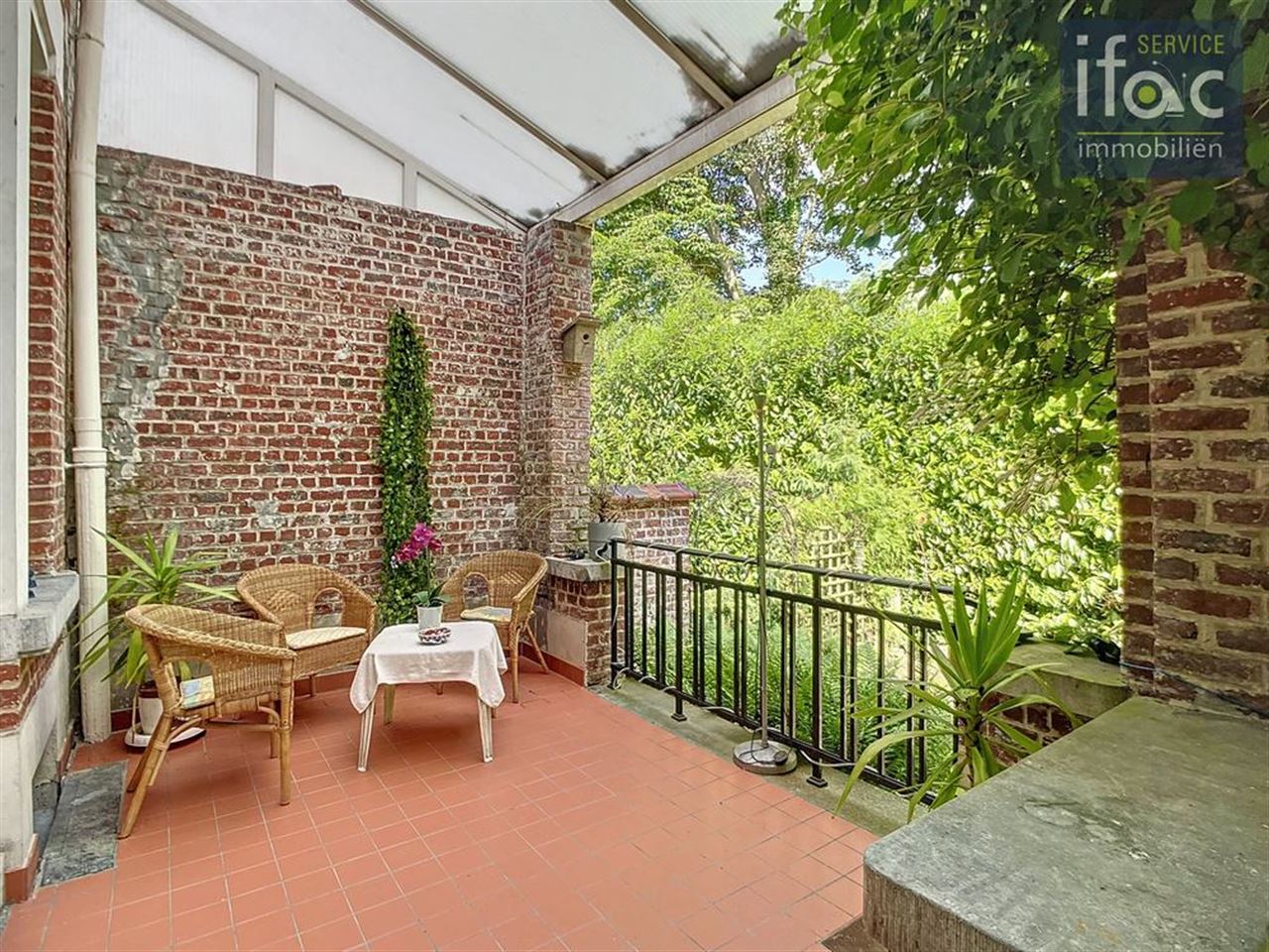 Historic Villa "steuts" for sale with 6 bedrooms