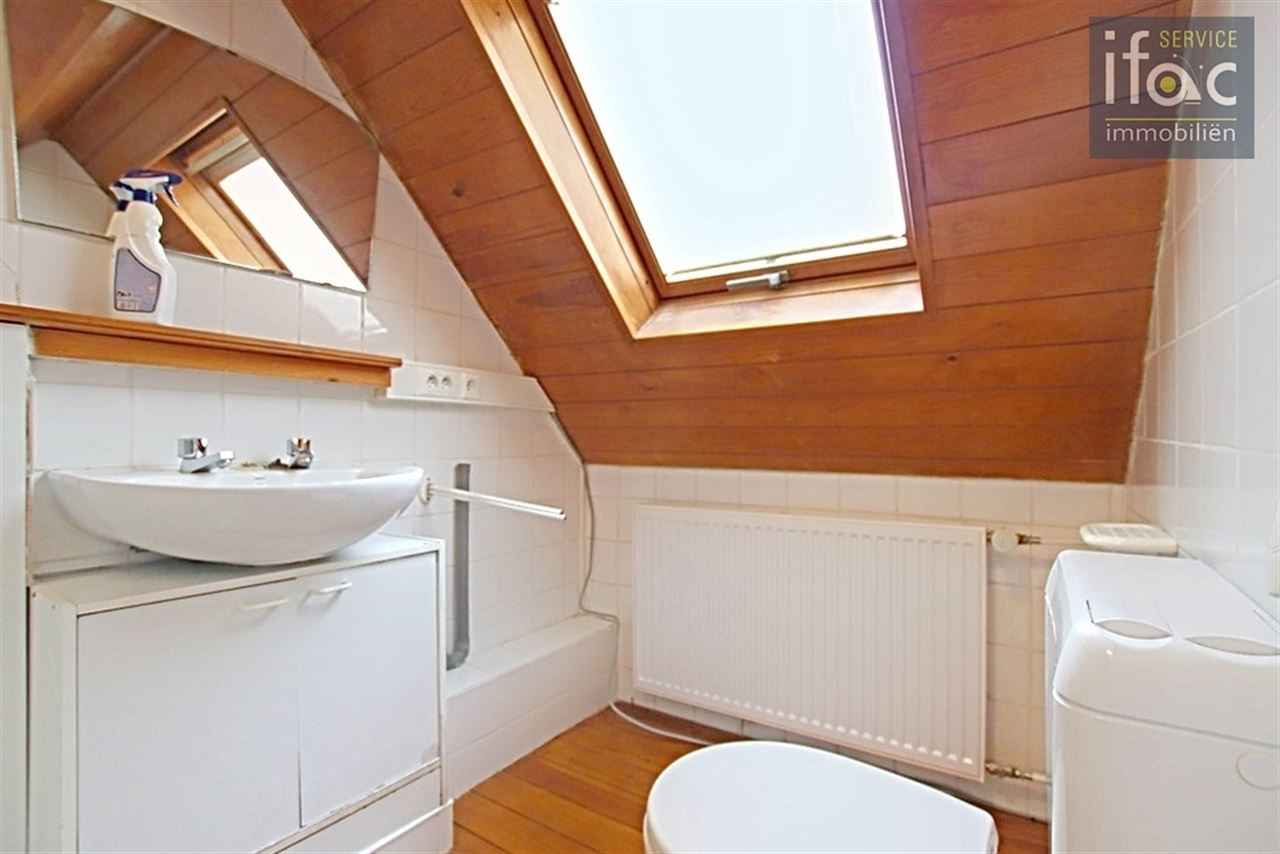 Opbrengsteigendom met 2 flats en handelsruimte Tervuren