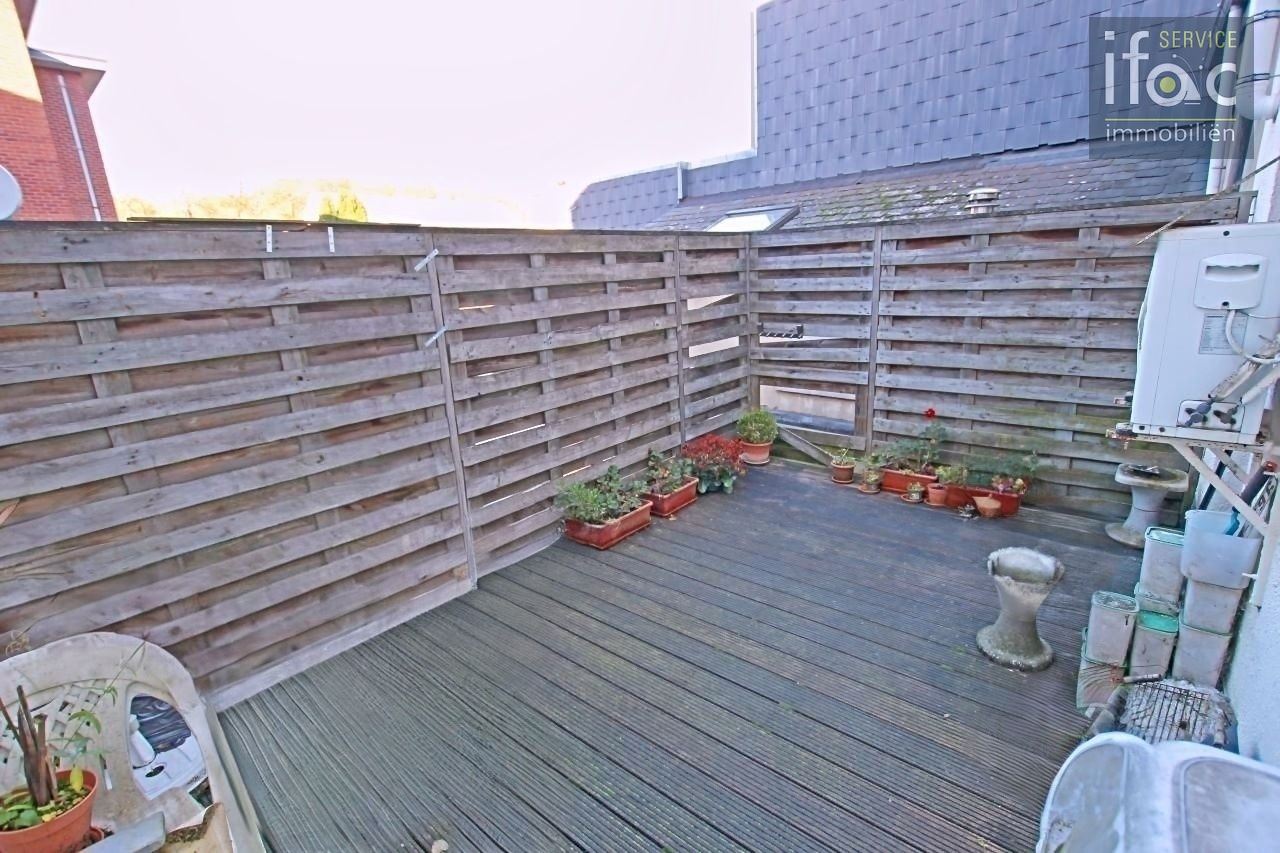 Opbrengsteigendom met 2 flats en handelsruimte Tervuren