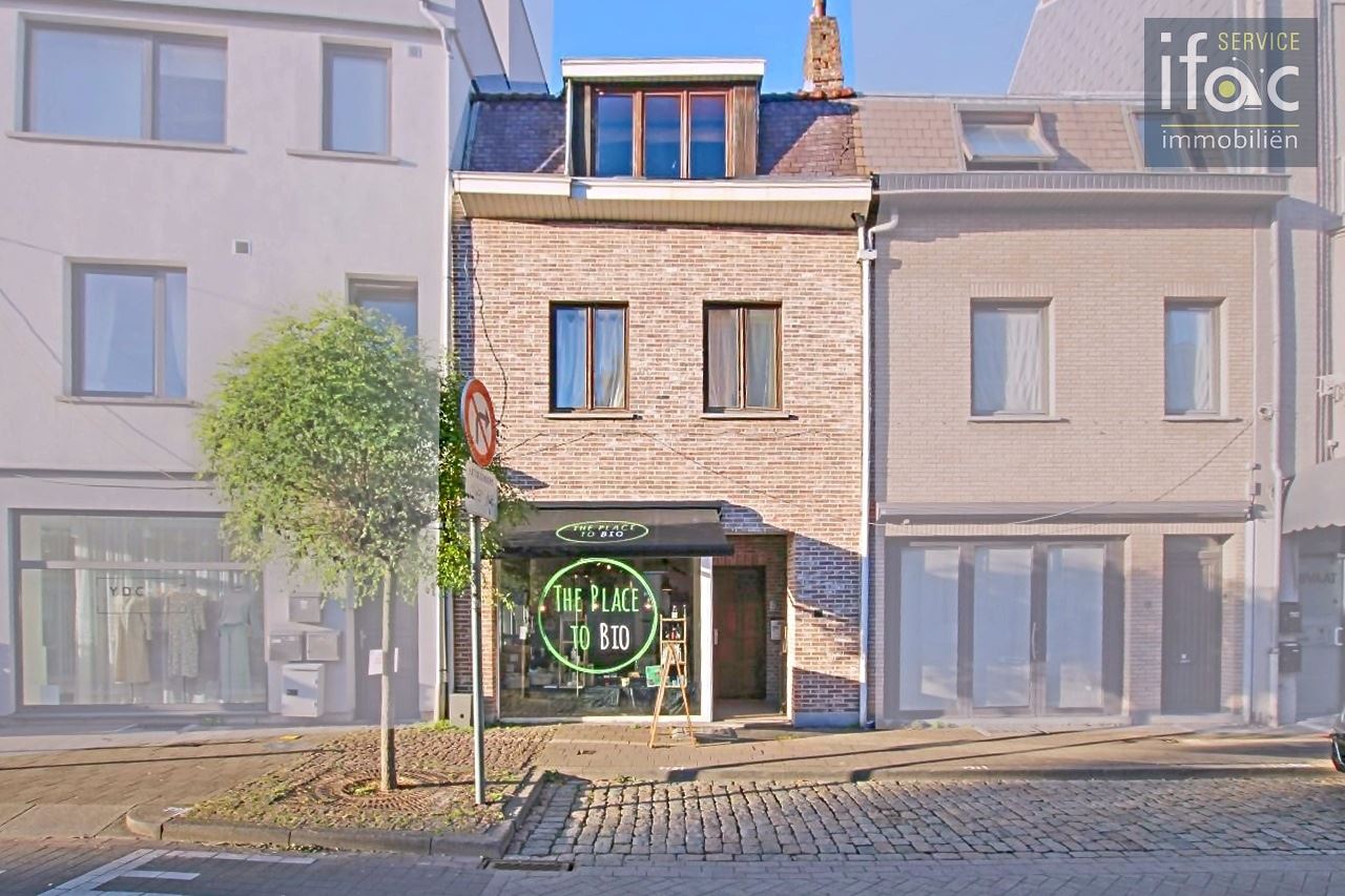 Opbrengsteigendom met 2 flats en handelsruimte Tervuren