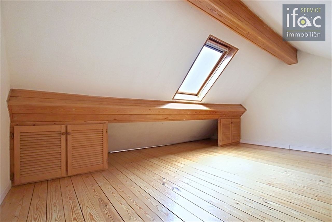 Opbrengsteigendom met 2 flats en handelsruimte Tervuren