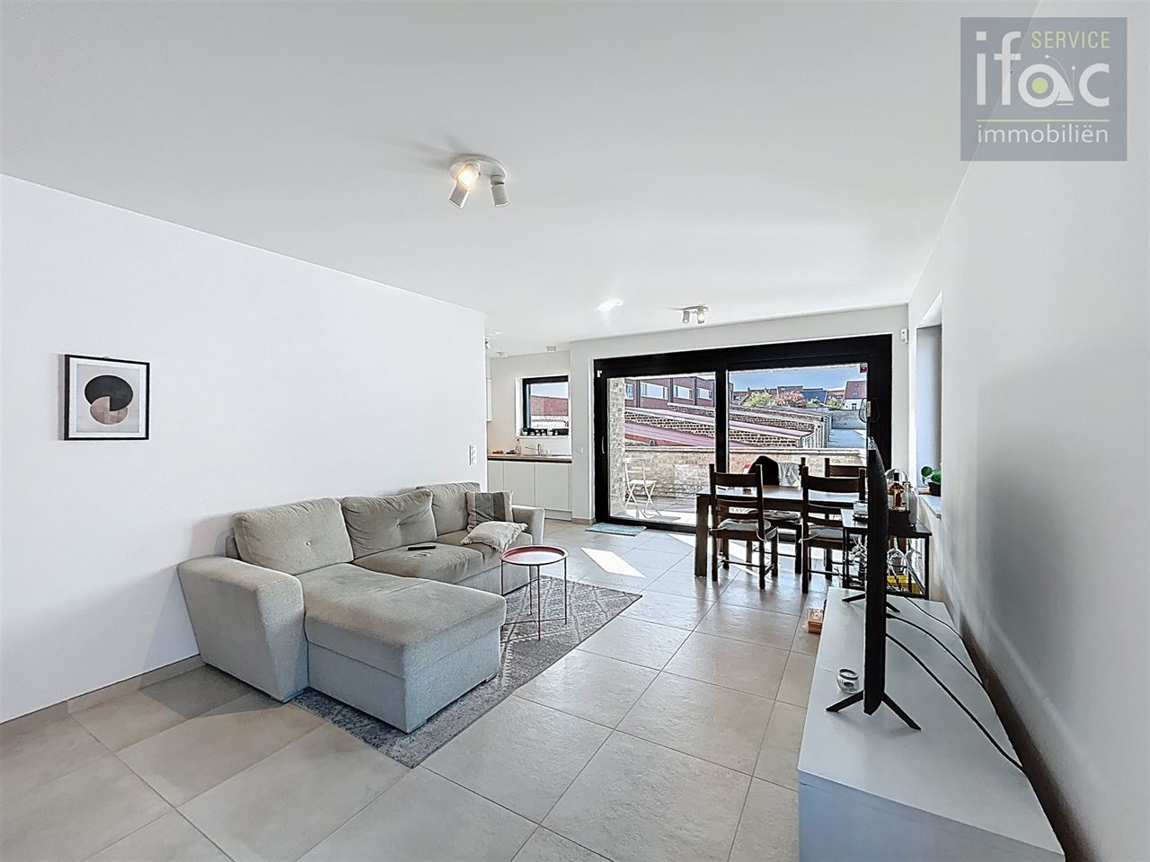 Modern en lichtrijk appartement