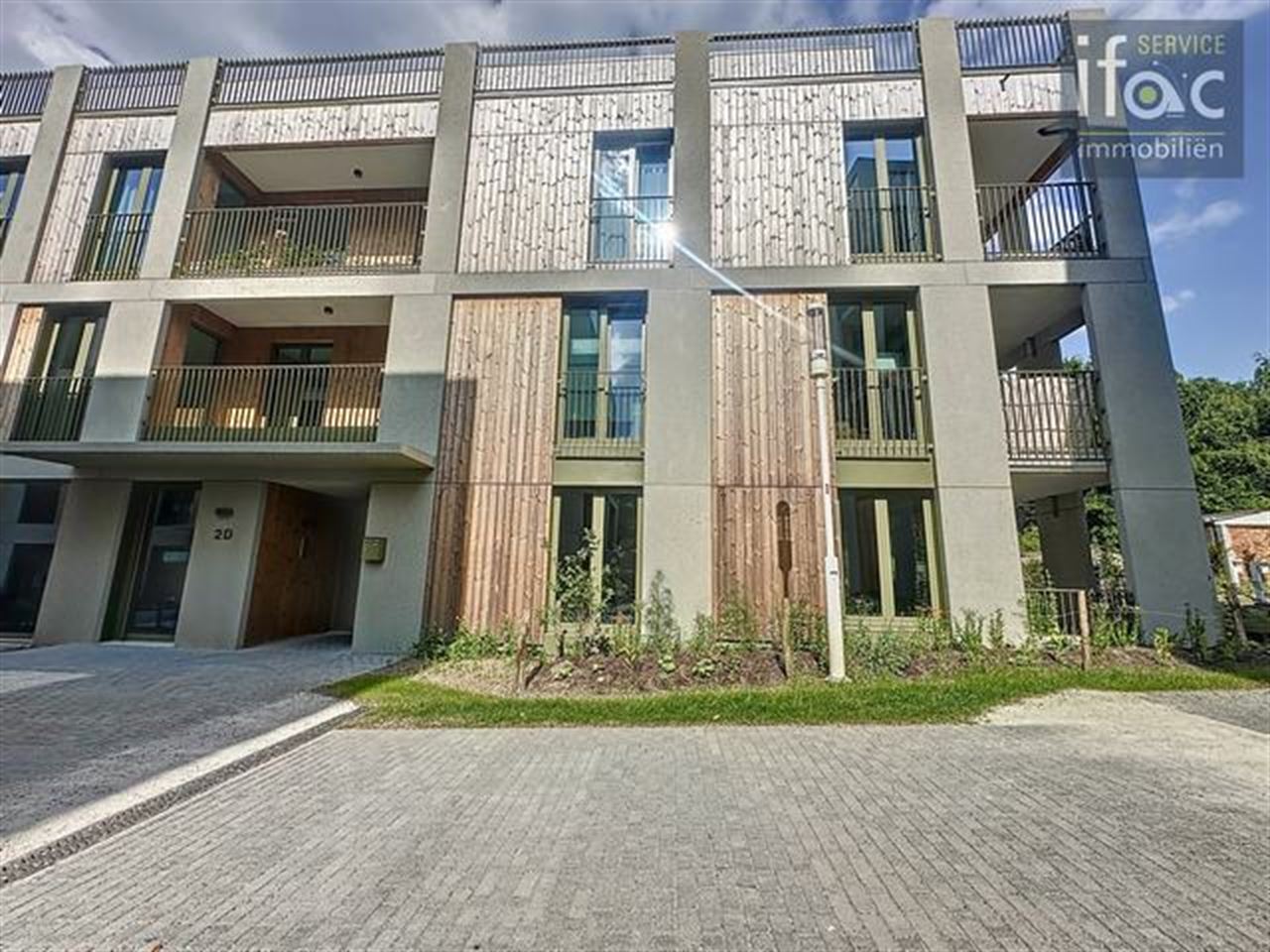 Andere