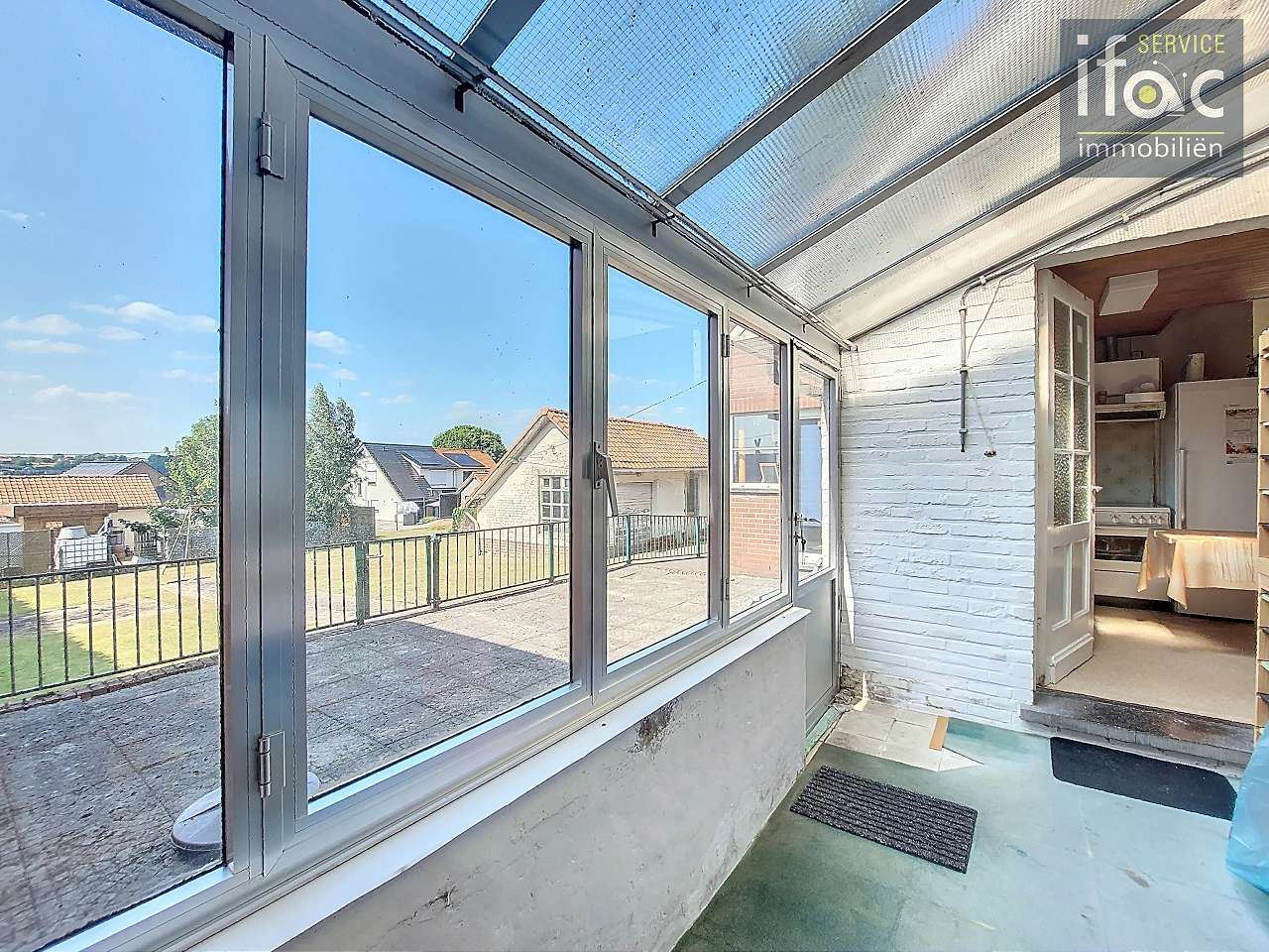 Centraal gelegen driegevelwoning met mooie tuin op ±7a