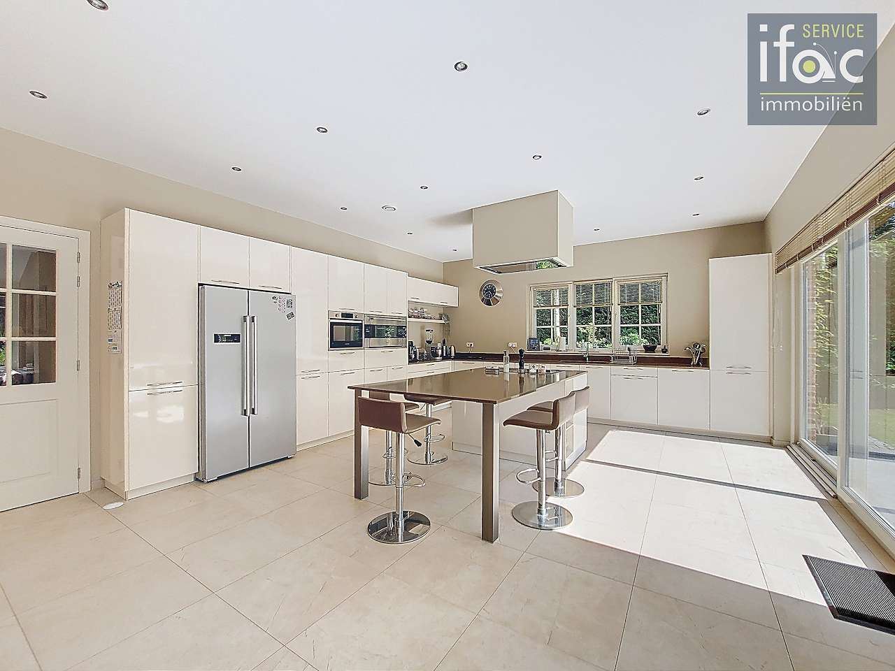 Exclusieve luxevilla op 14,47are TOP-afwerking!