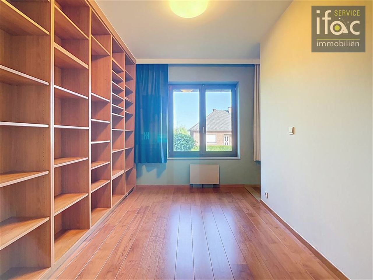 Ruim en klassevol gelijkvloers-appartement met 3 slaapkamers