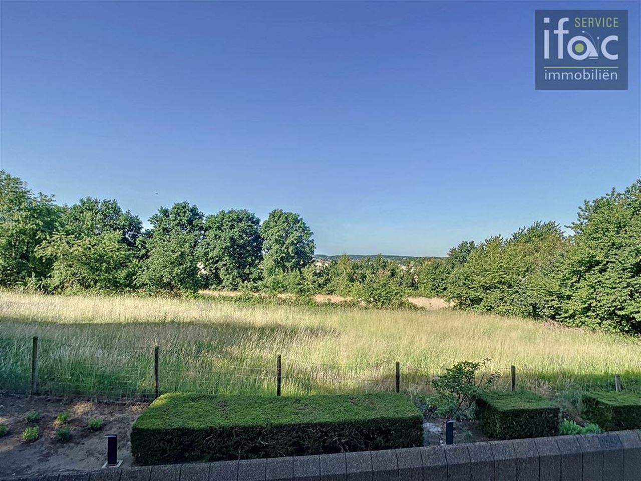 Ruim en klassevol gelijkvloers-appartement met 3 slaapkamers