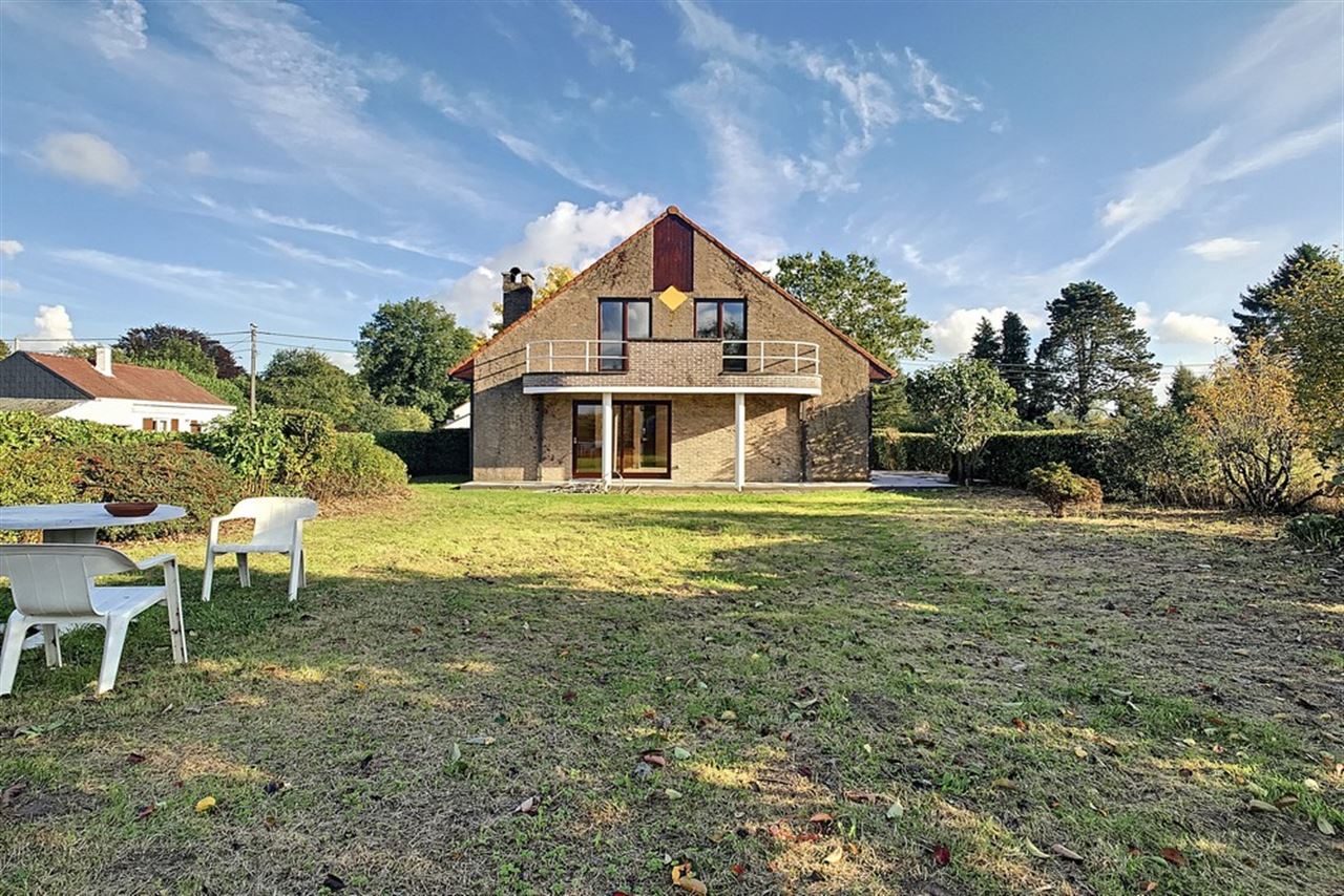 Gerenoveerde en rustig gelegen villa