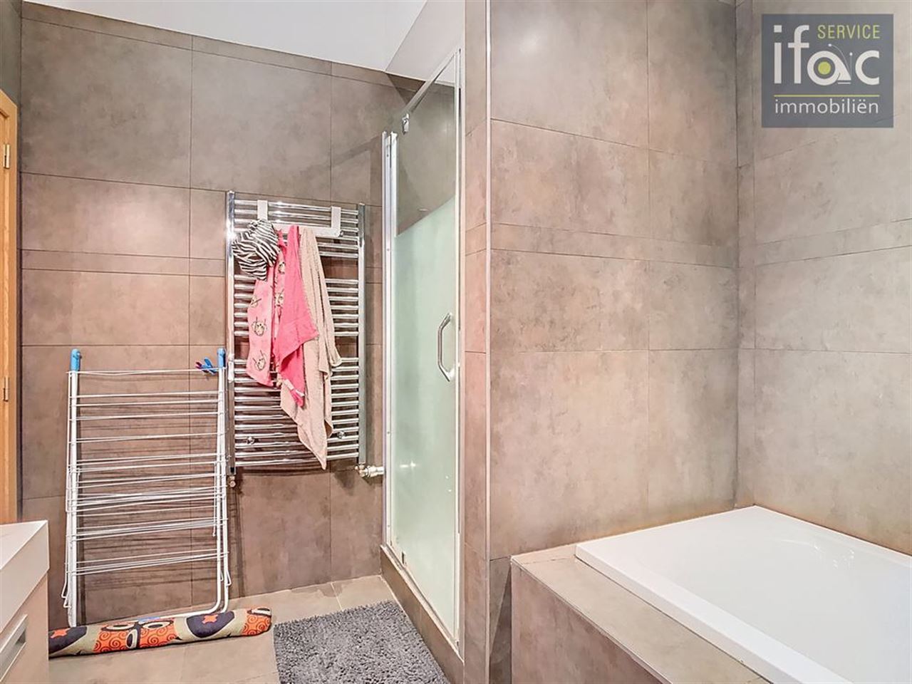 Appartement 2 slpks, 2 badkrs & garagebox