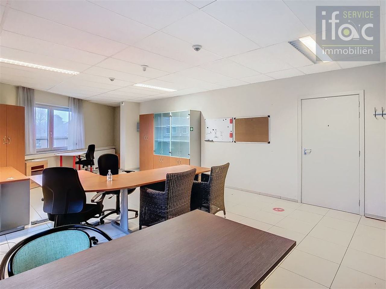 Office or practice space of 45 m² in Residence Druivelaar