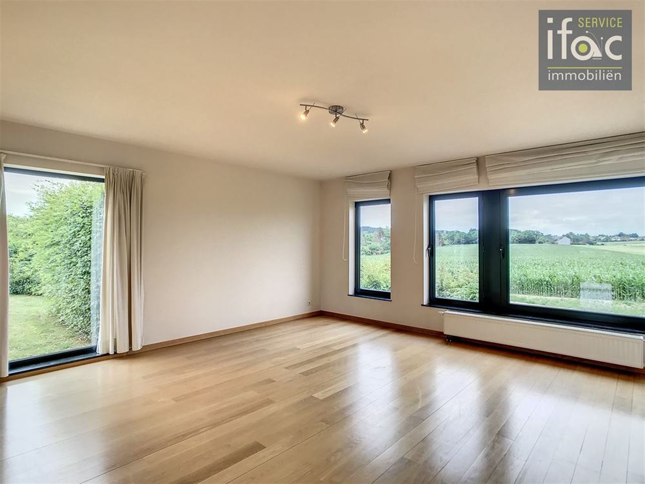 Prachtige 3-gevel villa met unieke panoramische vergezichten