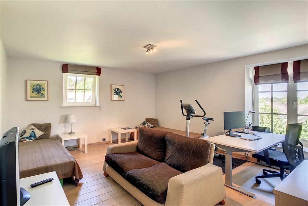 Charmante villa in residentiële omgeving met prachtig aangelegde tuin