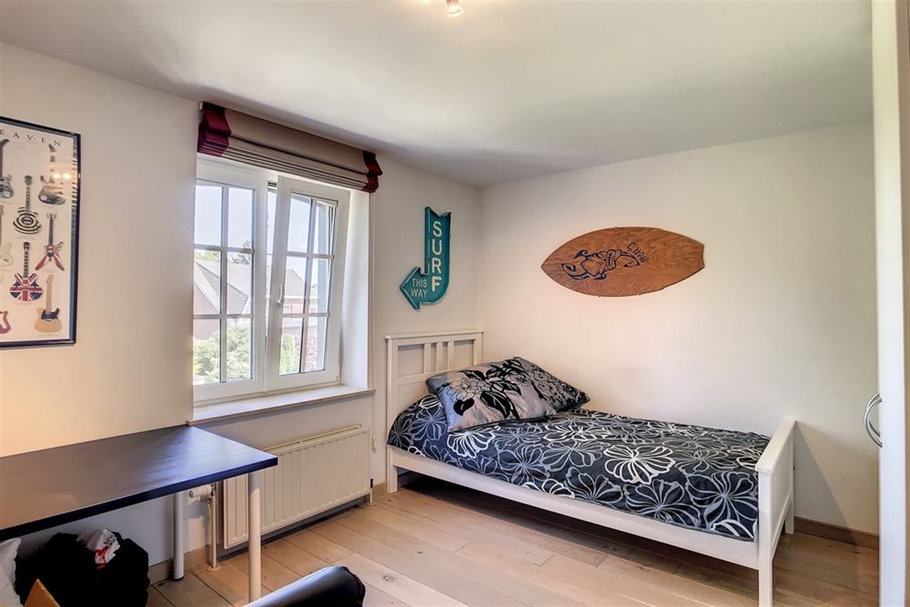 Charmante villa in residentiële omgeving met prachtig aangelegde tuin