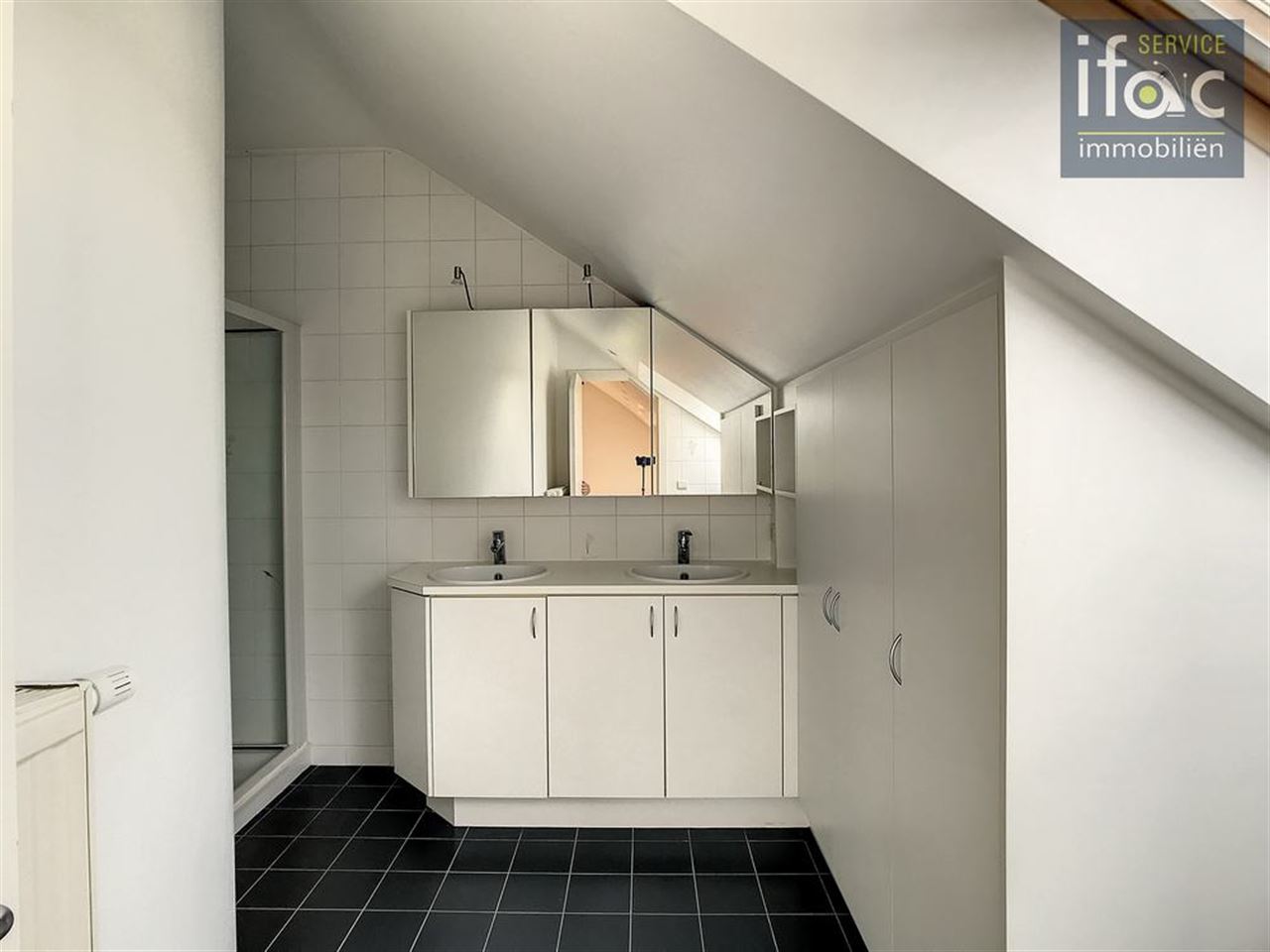 Prachtige 3-gevel villa met unieke panoramische vergezichten