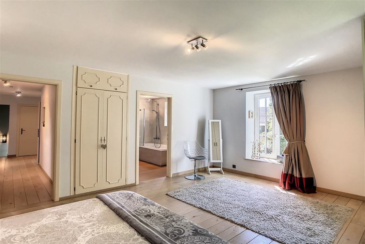 Charmante villa in residentiële omgeving met prachtig aangelegde tuin