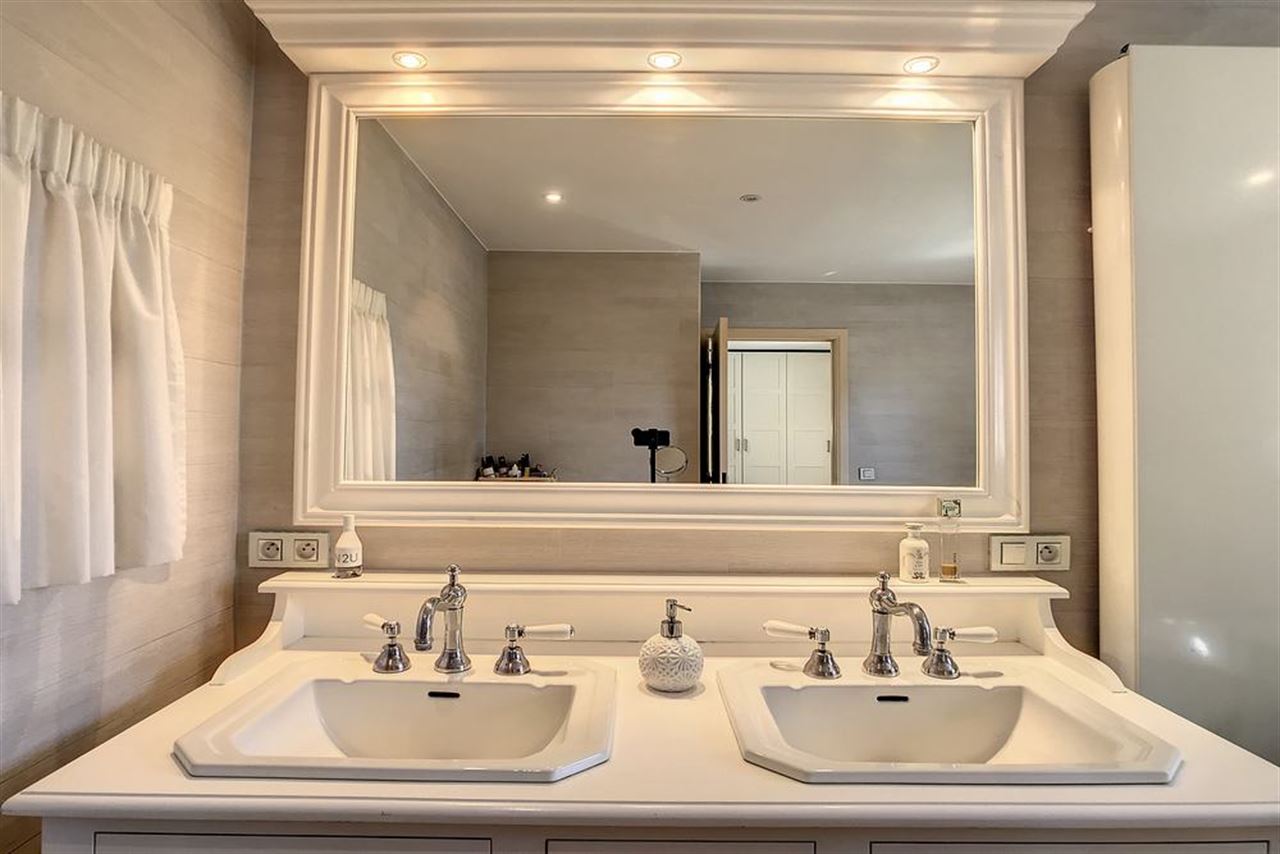 Charmante villa in residentiële omgeving met prachtig aangelegde tuin