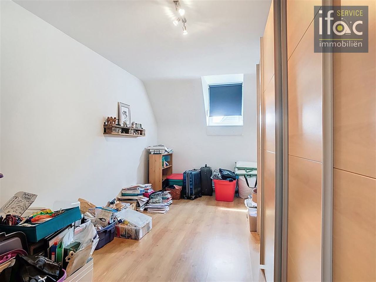 Prachtige villa op toplocatie, 6 slaapkamers en 2 badkamers