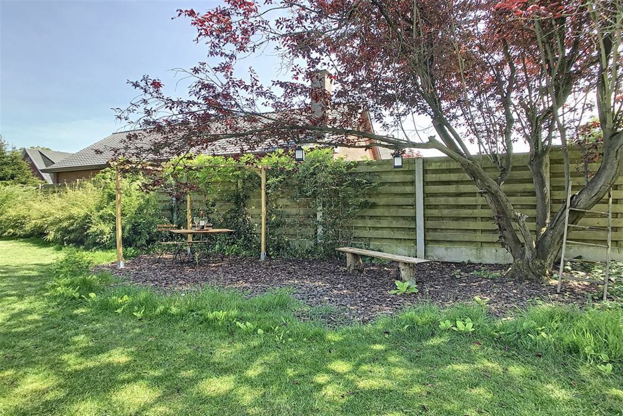 Charmante villa in residentiële omgeving met prachtig aangelegde tuin