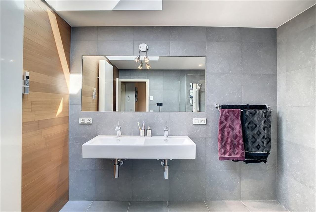 Charmante villa in residentiële omgeving met prachtig aangelegde tuin