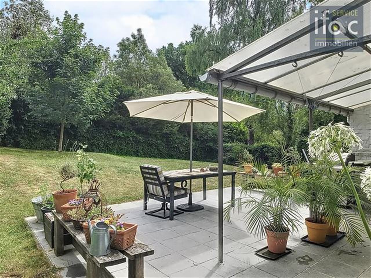 Prachtige villa op toplocatie, 6 slaapkamers en 2 badkamers