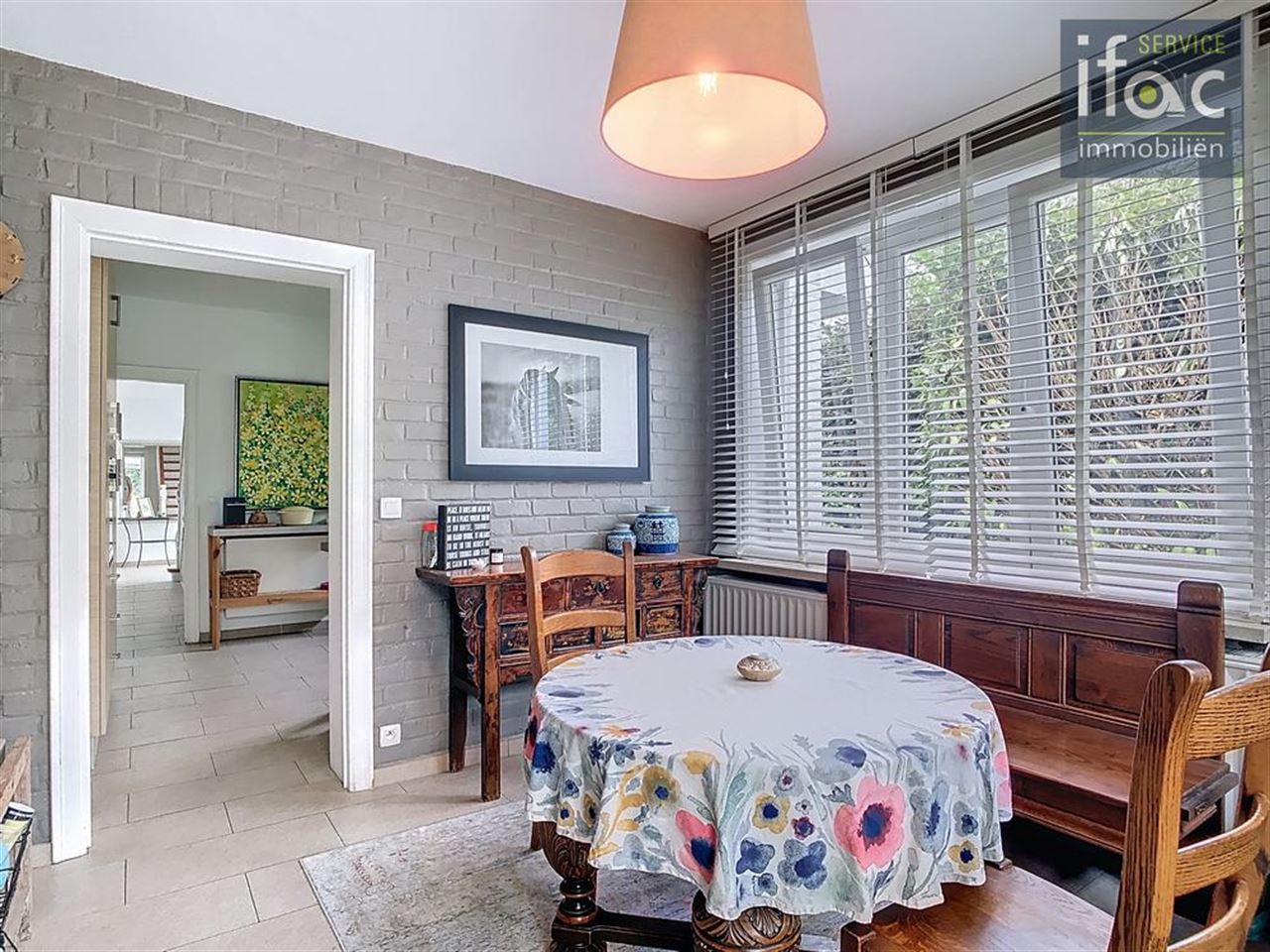 Prachtige villa op toplocatie, 6 slaapkamers en 2 badkamers