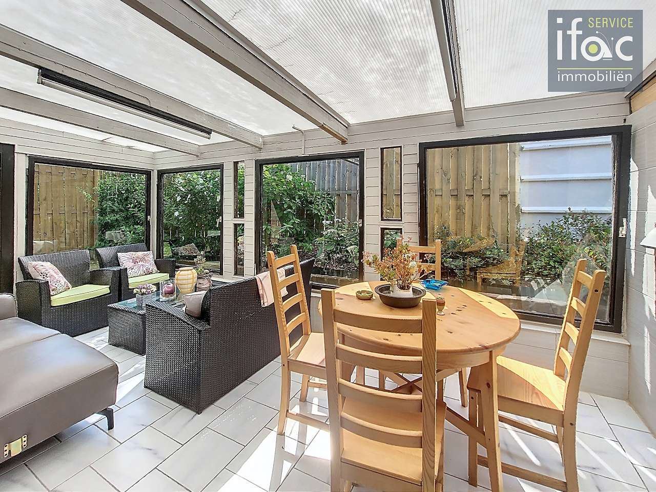 Te renoveren bungalow op zuidwest perceel van ±8 are