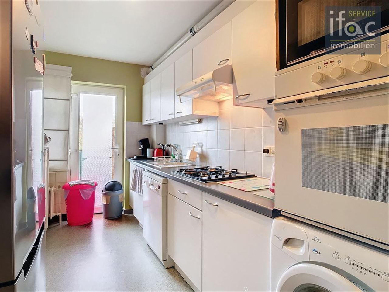 Opbrengsteigendom – 4 apts + garage