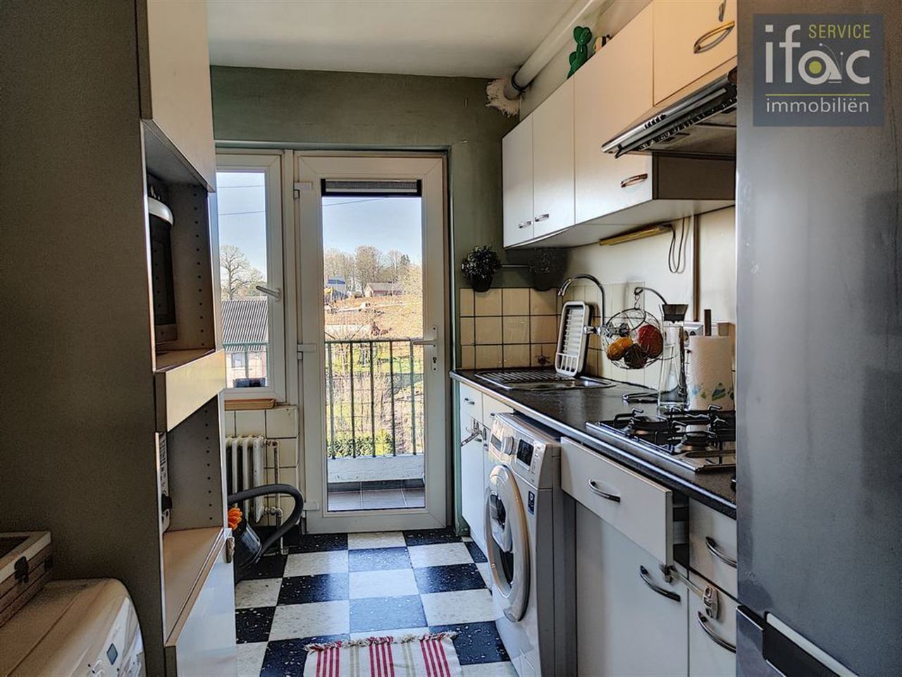 Opbrengsteigendom – 4 apts + garage