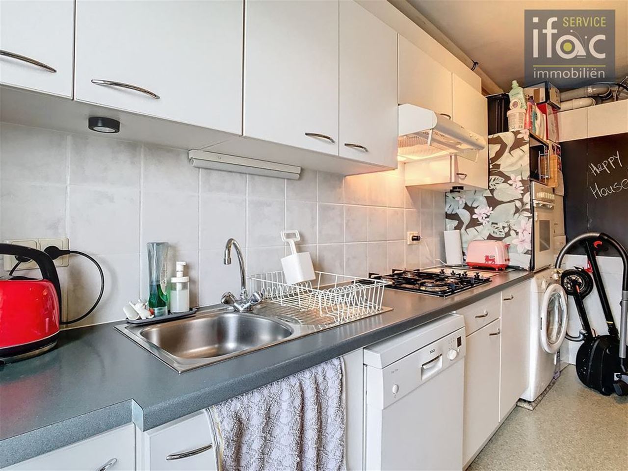 Opbrengsteigendom – 4 apts + garage