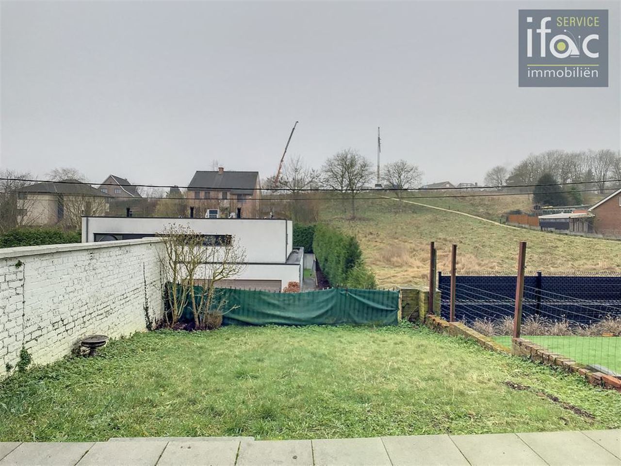 Opbrengsteigendom – 4 apts + garage