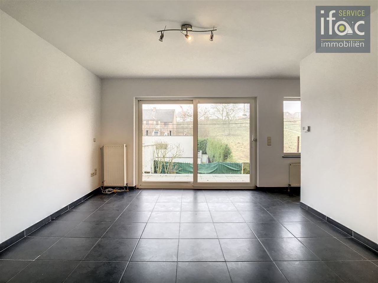 Opbrengsteigendom – 4 apts + garage