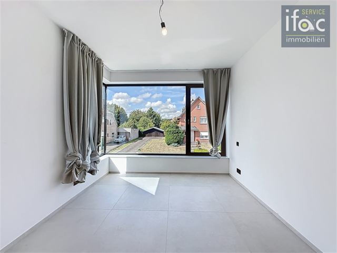 Energiezuinige villa met lichtrijke leefruimtes en grote tuin