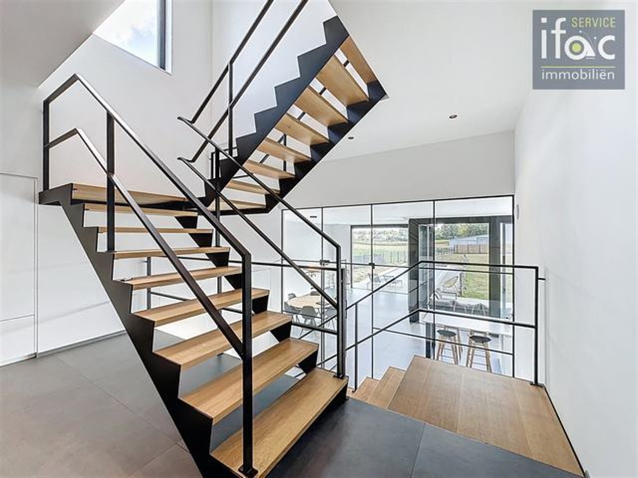 Energiezuinige villa met lichtrijke leefruimtes en grote tuin