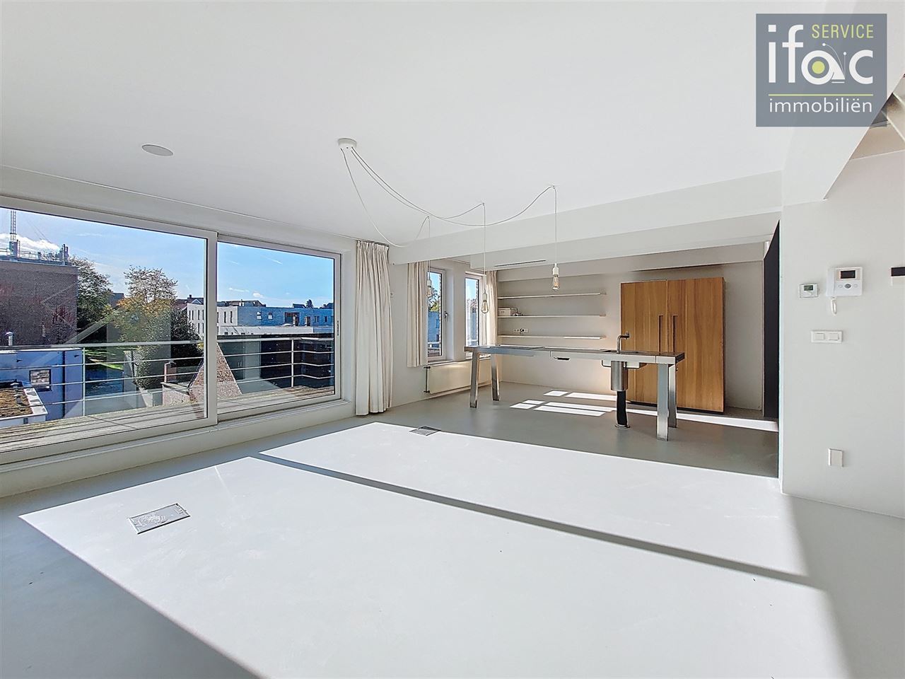 Luxe duplexappartement met zuidgericht terras in het centrum