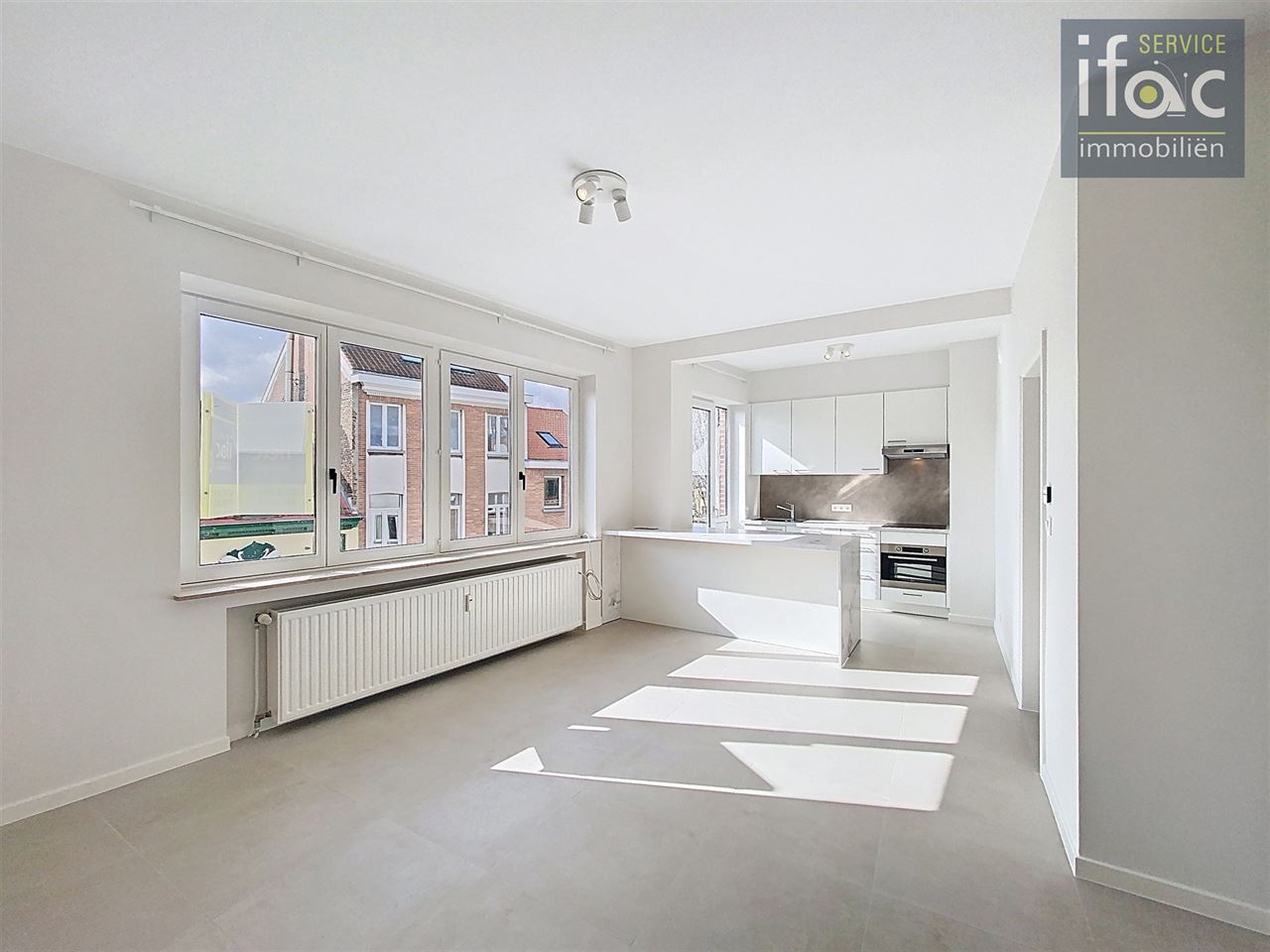 RUE JEAN PAQUOT 72 301 ELSENE