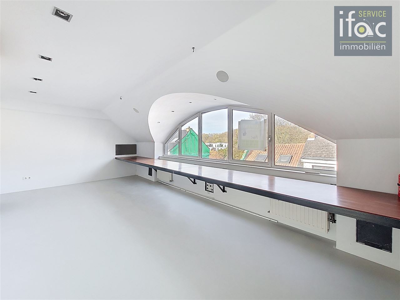 Luxe duplexappartement met zuidgericht terras in het centrum