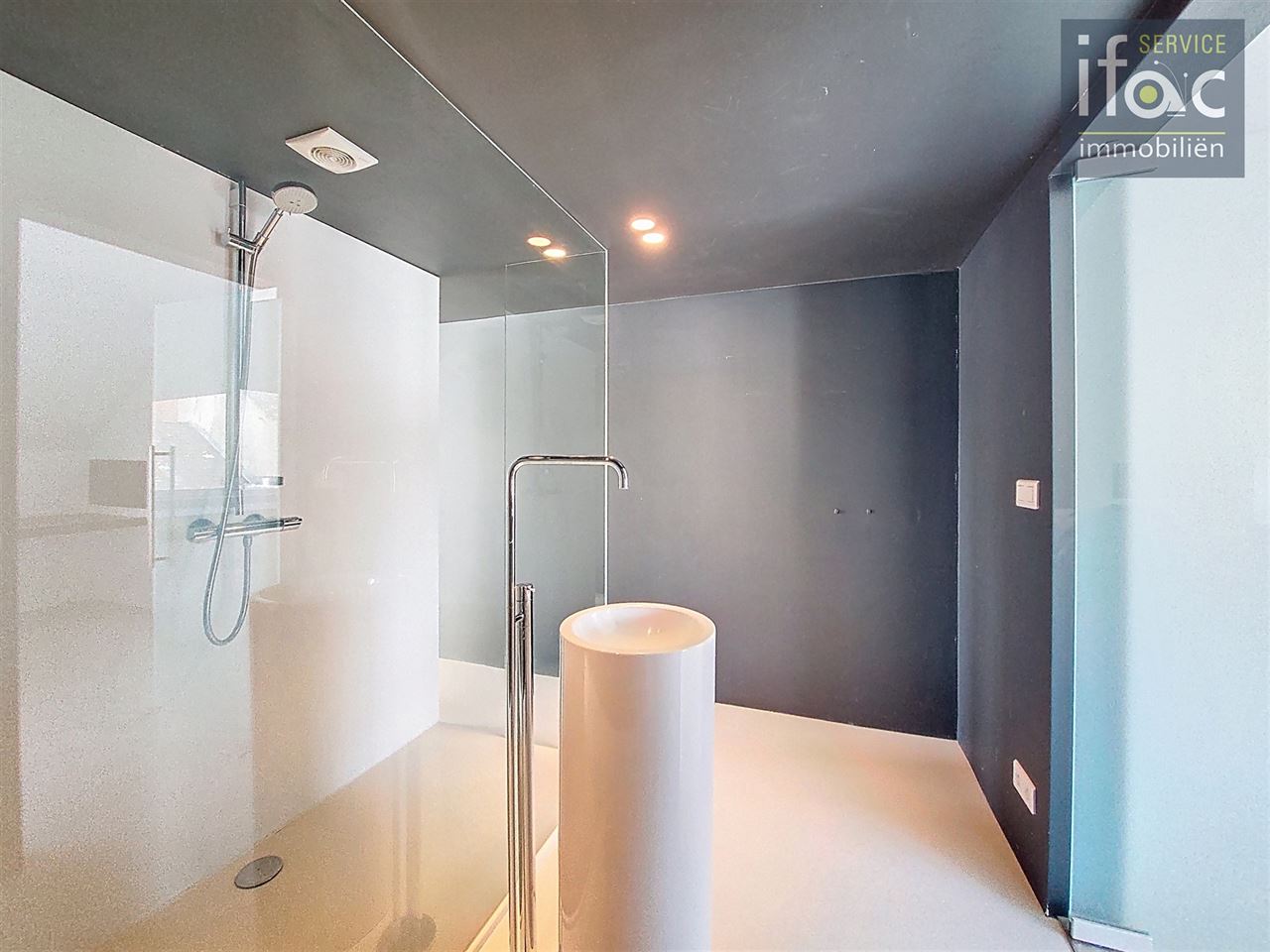 Luxe duplexappartement met zuidgericht terras in het centrum