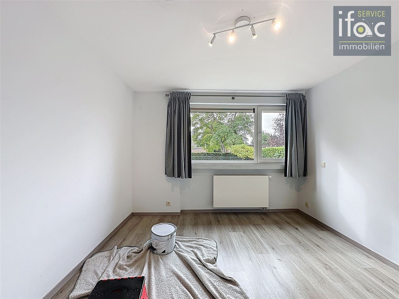 Luxurious bungalow with high-quality finishes and comfort