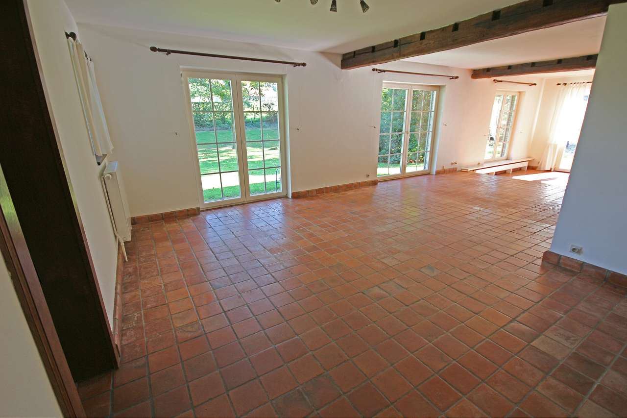 Ruime charmante villa gelegen aan de rand van het zoniënwoud