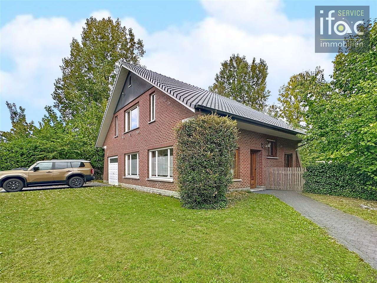 Super gelegen villa in het centrum van Sint-Joris-Weert