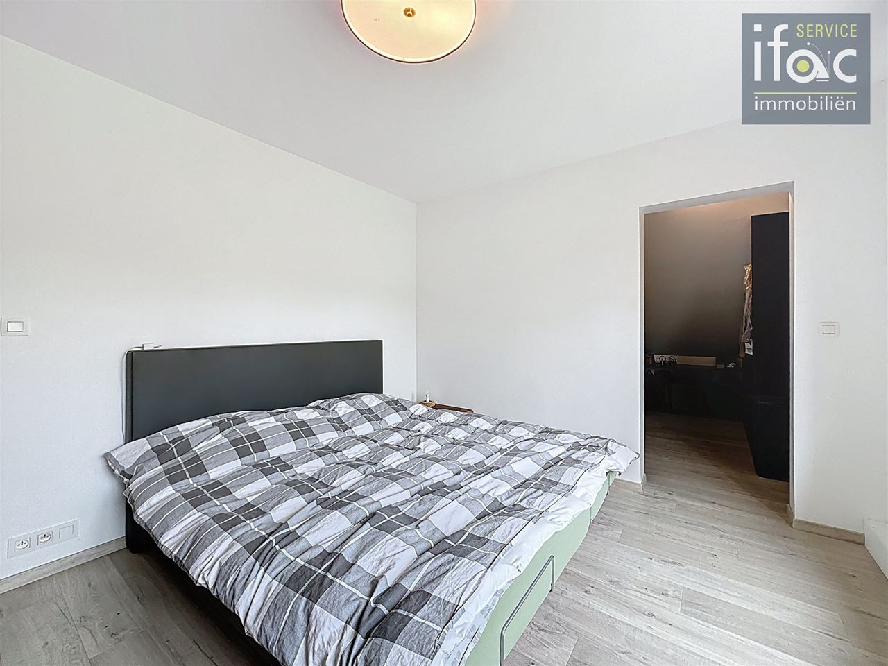 Super gelegen villa in het centrum van Sint-Joris-Weert