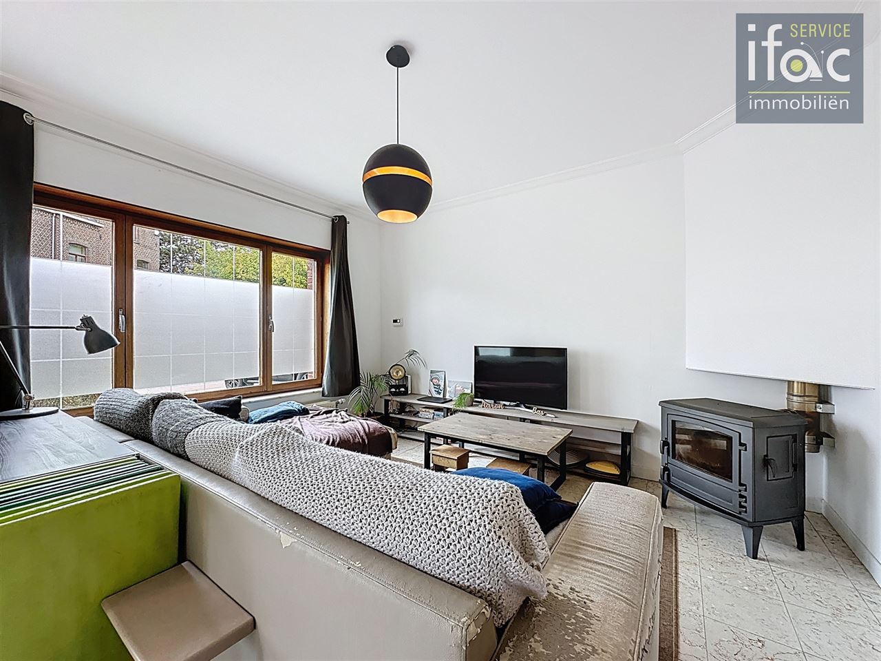 Super gelegen villa in het centrum van Sint-Joris-Weert