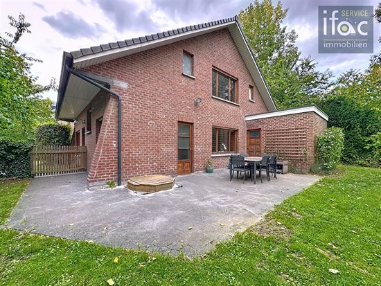 Super gelegen villa in het centrum van Sint-Joris-Weert