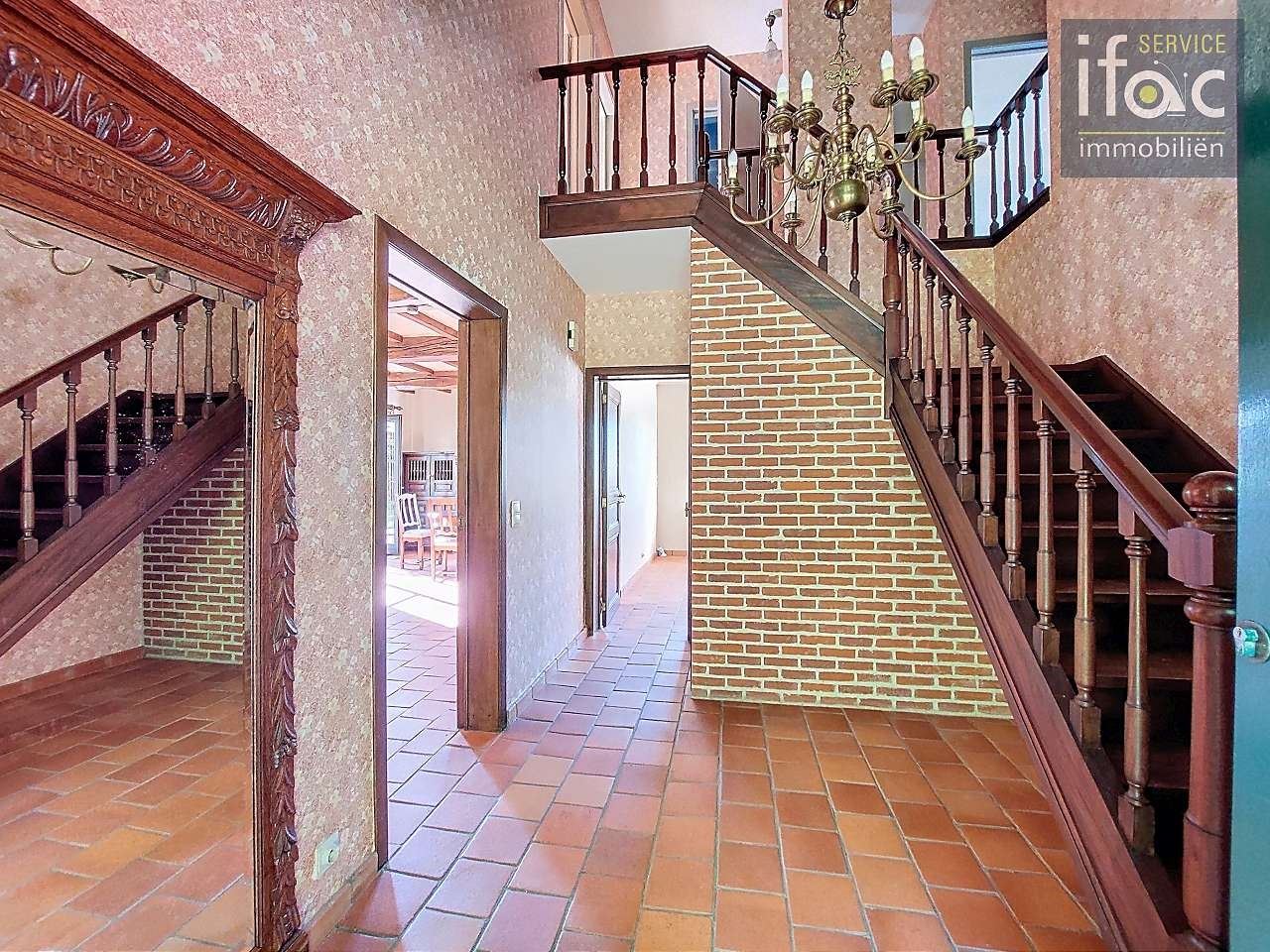 Idyllisch gelegen villa op ±33,40 are in hartje Eizer