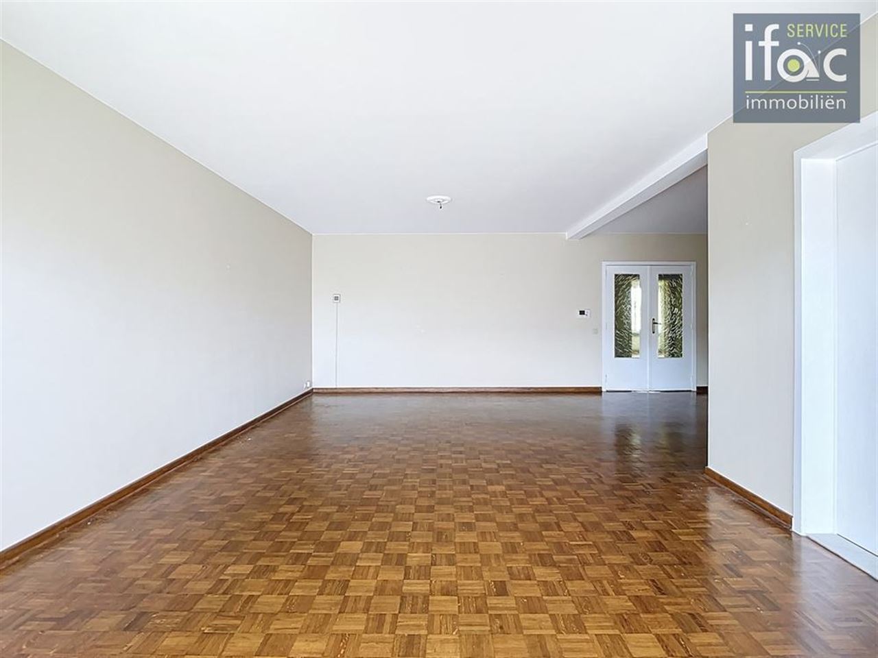 Geweldig gelegen appartement met 3 ruime slaapkamers 