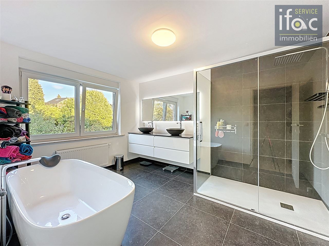 Prachtige woning in het centrum van Tervuren met 5 slpkmrs