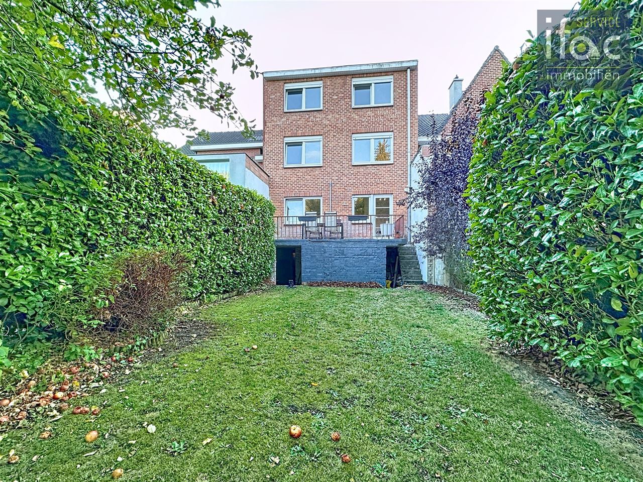 Prachtige woning in het centrum van Tervuren met 5 slpkmrs