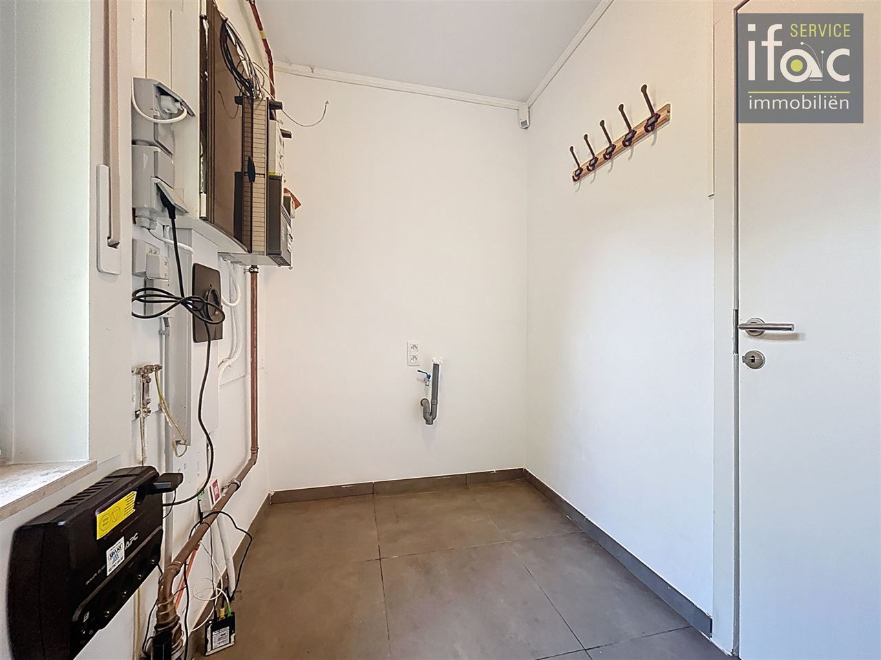 Uitstekend gelegen woning met 4 slaapkamers en 2 badkamers