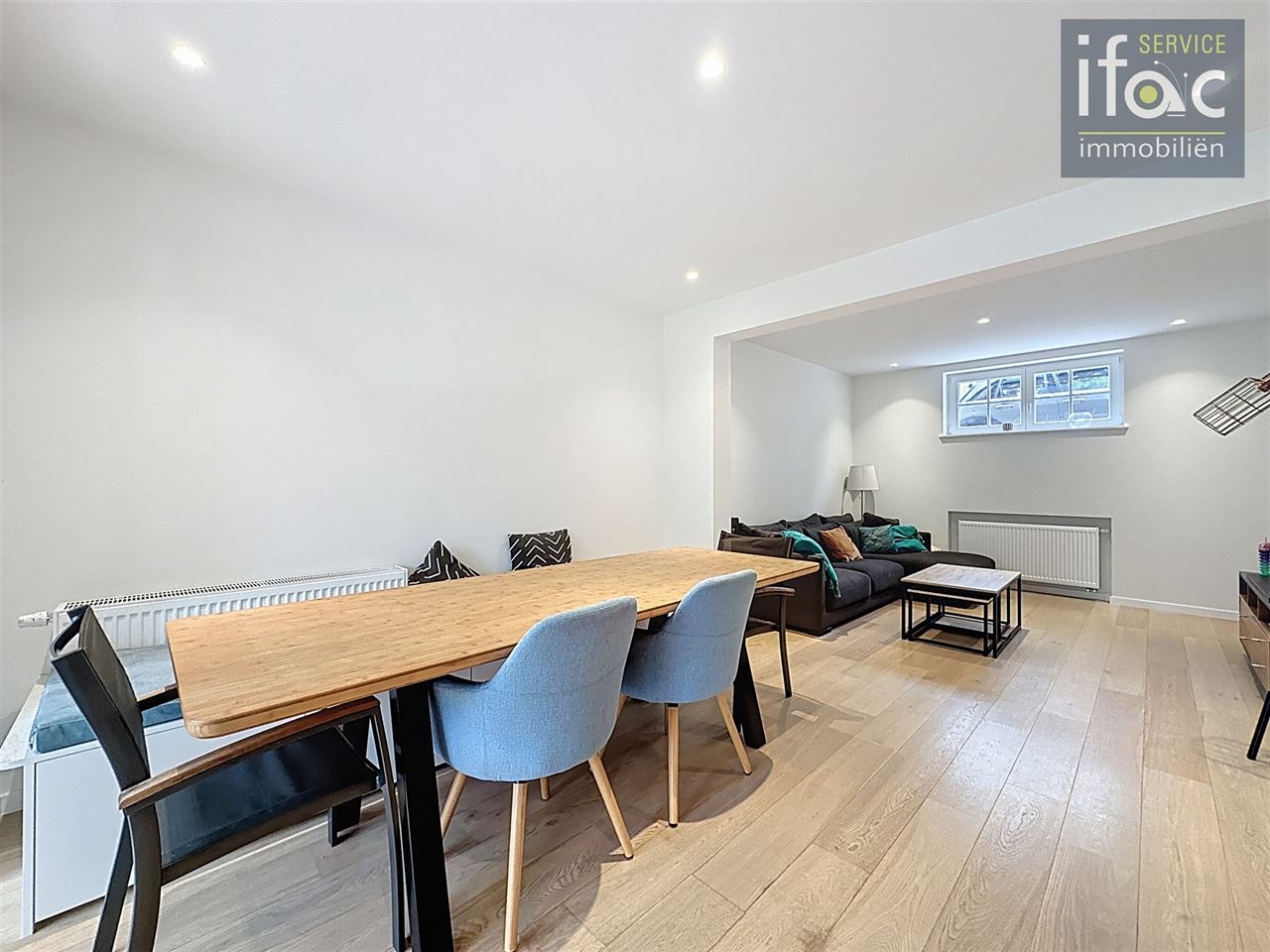 Fantastisch gerenoveerde rijwoning met 4 slaapkamers