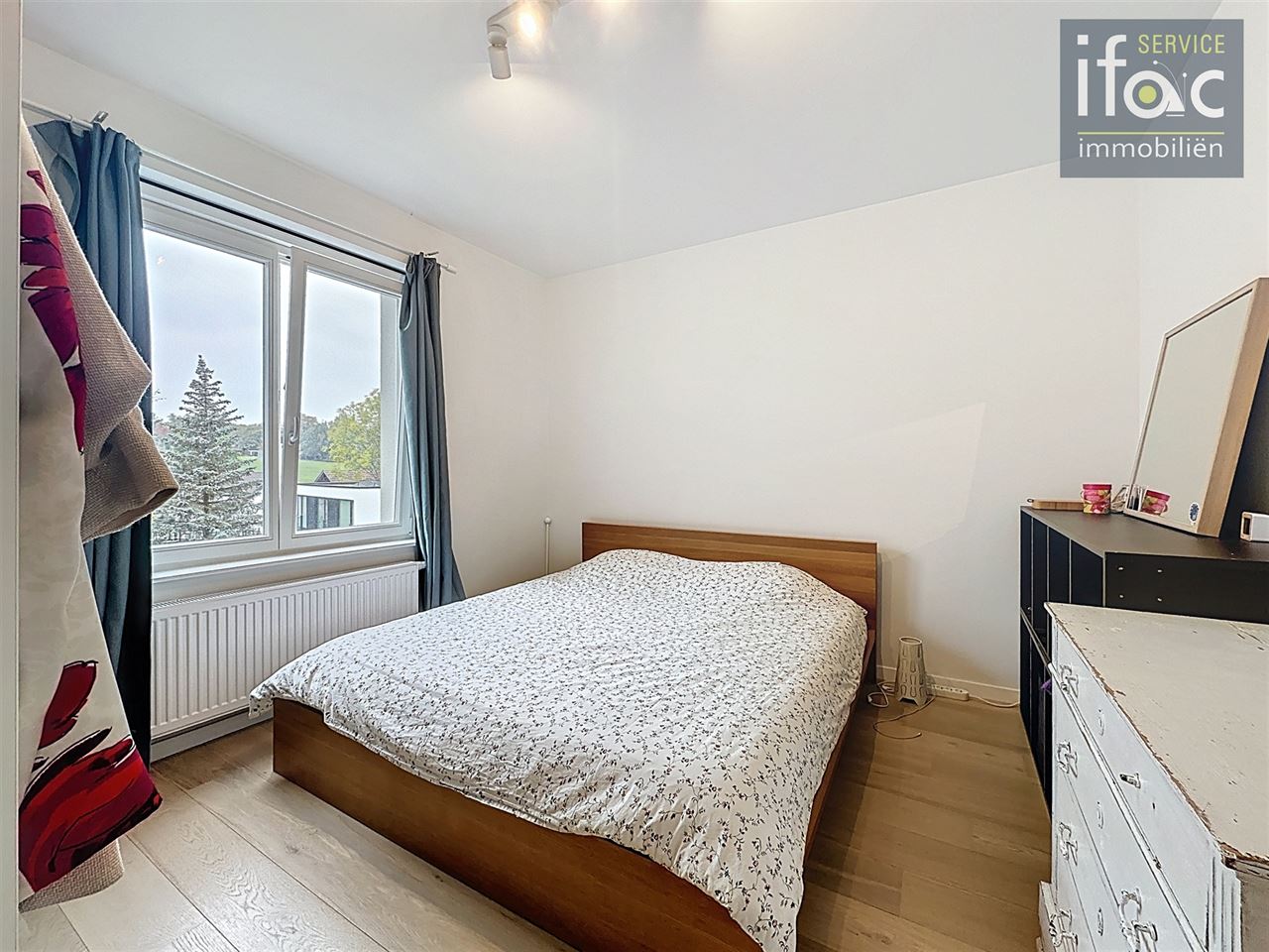 Fantastisch gerenoveerde rijwoning met 4 slaapkamers